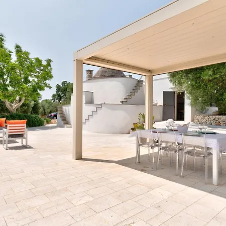 Trullo The Magnificent 奥斯图尼